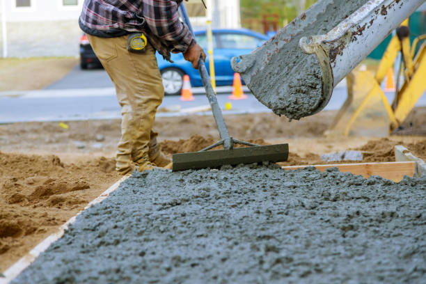 Best Concrete Walkway Installation  in Northwest Harbor, NY